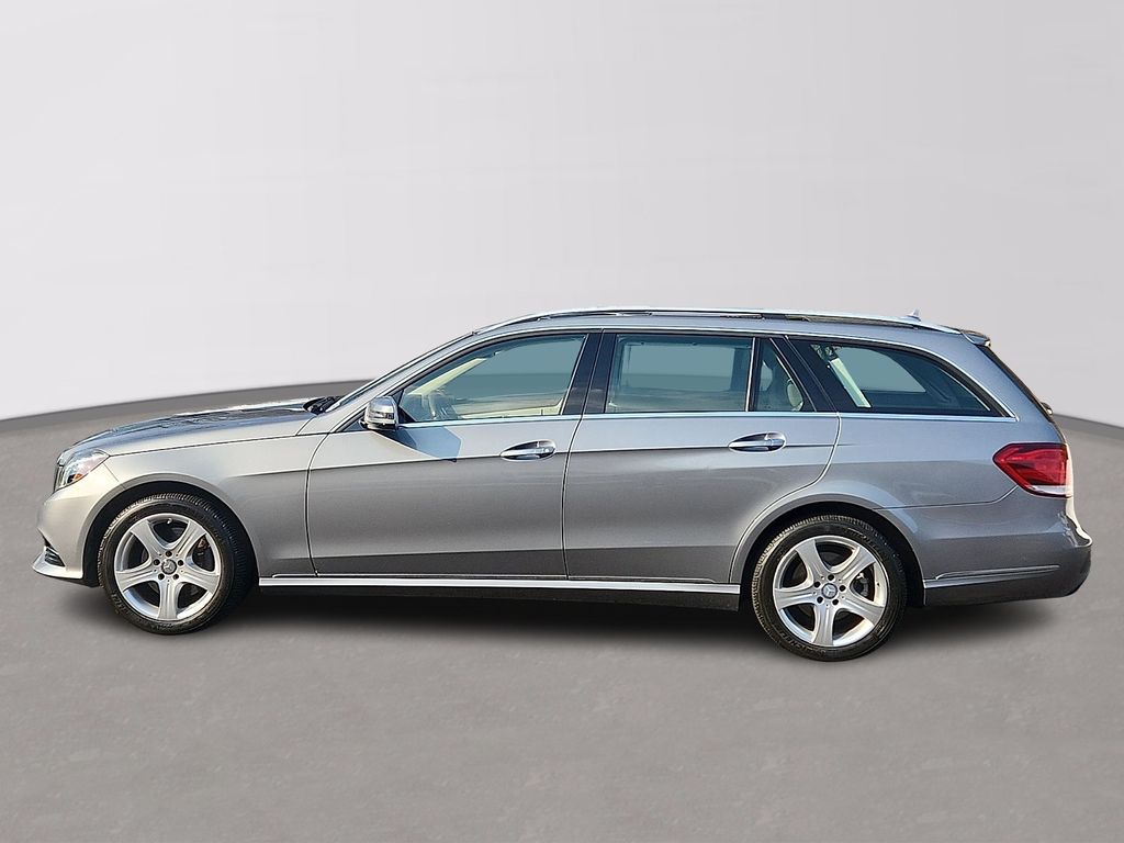Thumbnail: 2015 Mercedes-Benz E-Class - 7