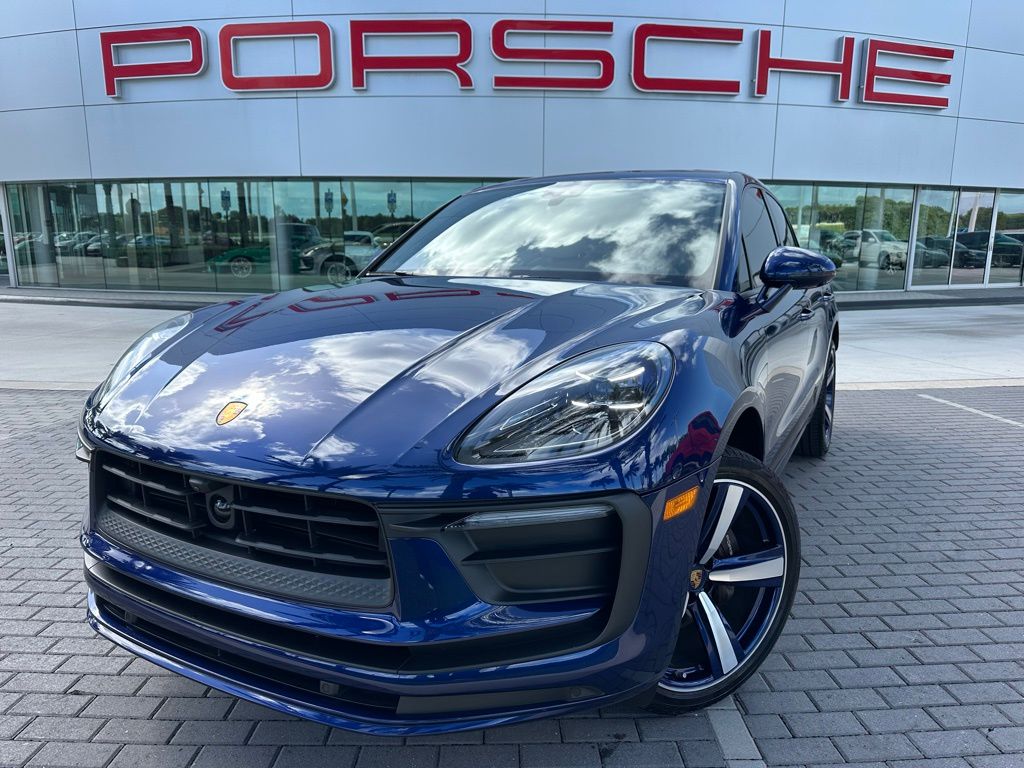 Thumbnail: 2023 Porsche Macan - 1