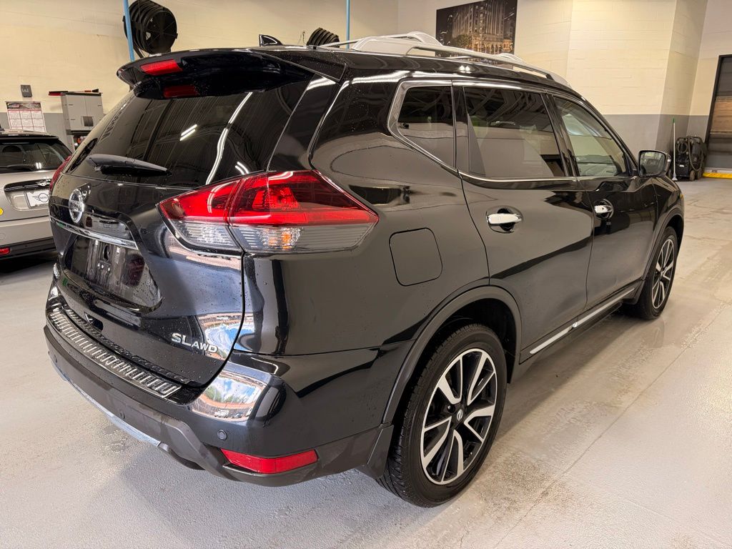 Thumbnail: 2019 Nissan Rogue - 6