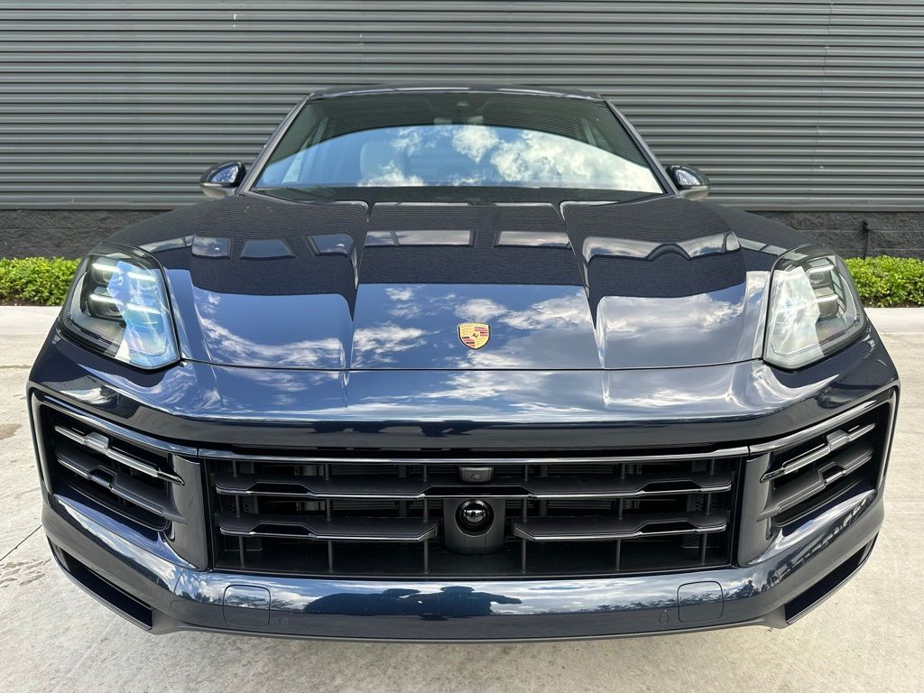 Thumbnail: 2025 Porsche Cayenne - 7