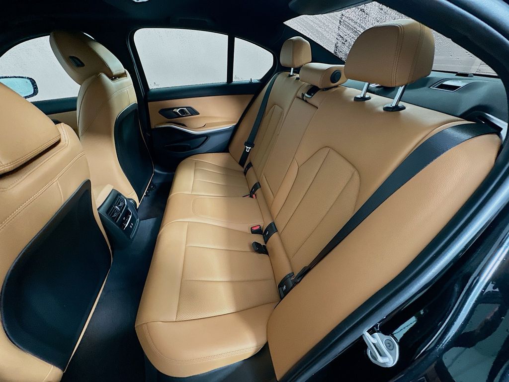 2024 BMW 3 Series 330i xDrive 24