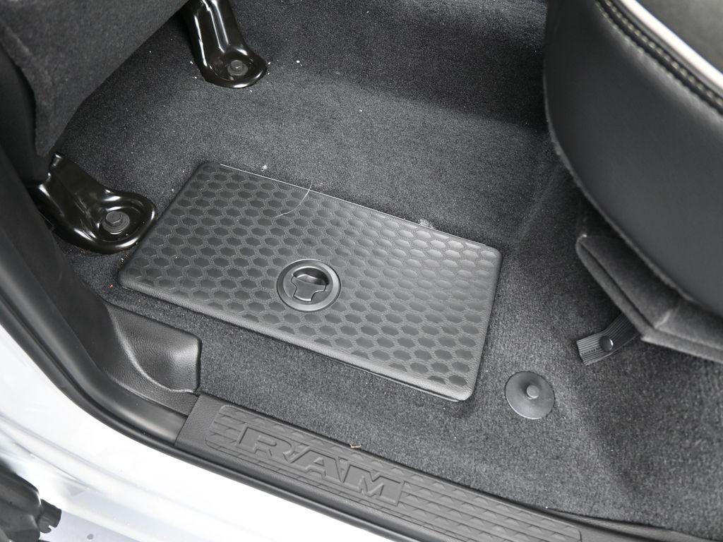 New 2026 Bright White Clearcoat Ram Laramie image 33