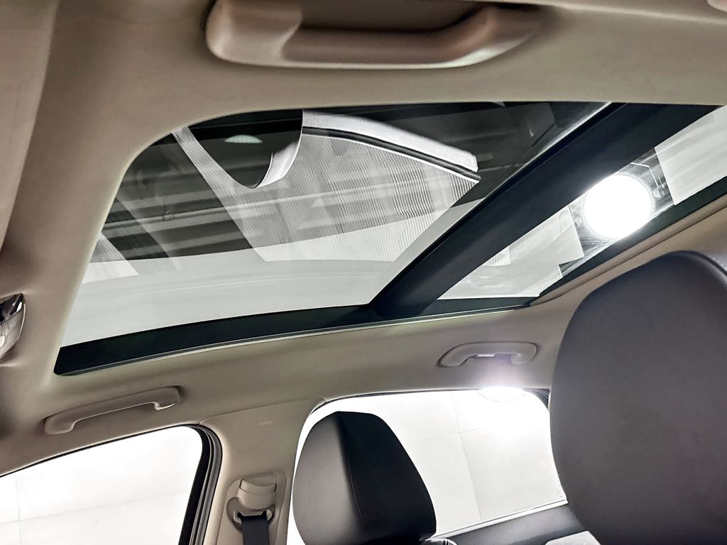 2025 Kia K5 EX
