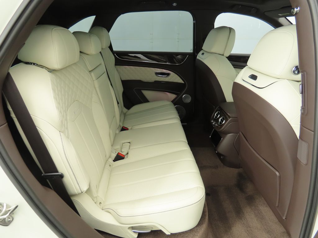 2023 Bentley Bentayga Speed 23