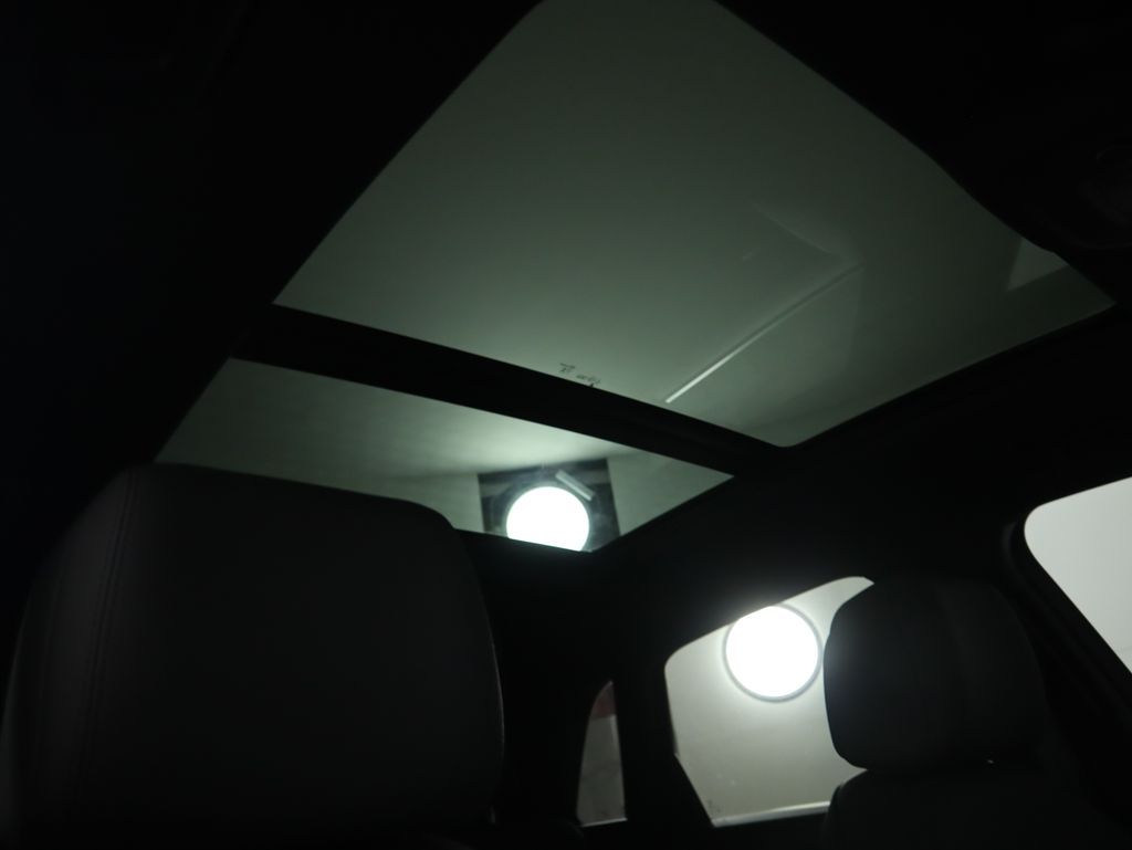 Thumbnail: 2025 Audi Q3 - 20