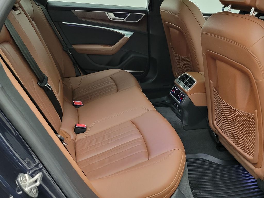 Thumbnail: 2021 Audi A7 - 15