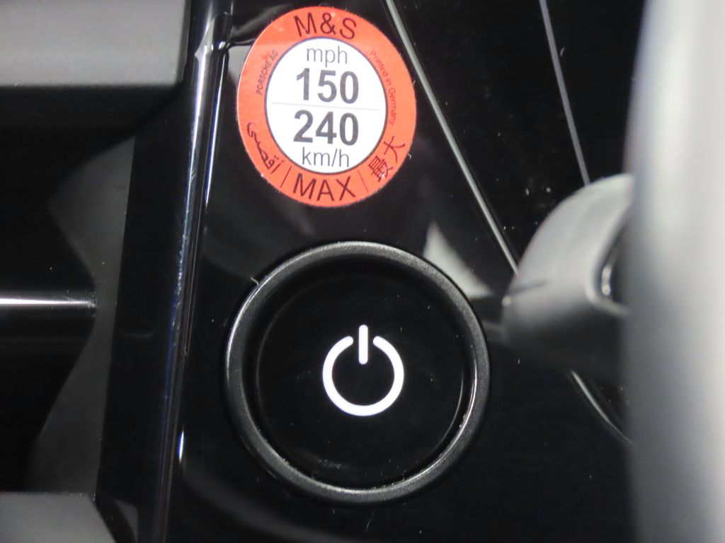 Thumbnail: 2024 Porsche Macan - 23