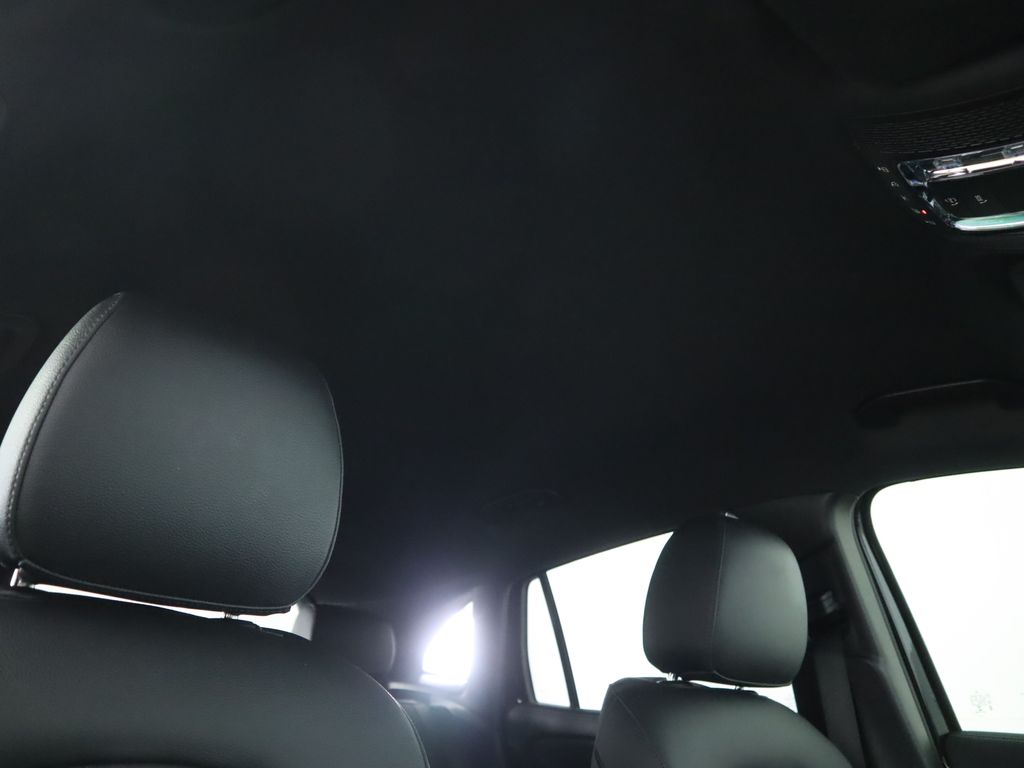 Thumbnail: 2023 Mercedes-Benz GLA - 18