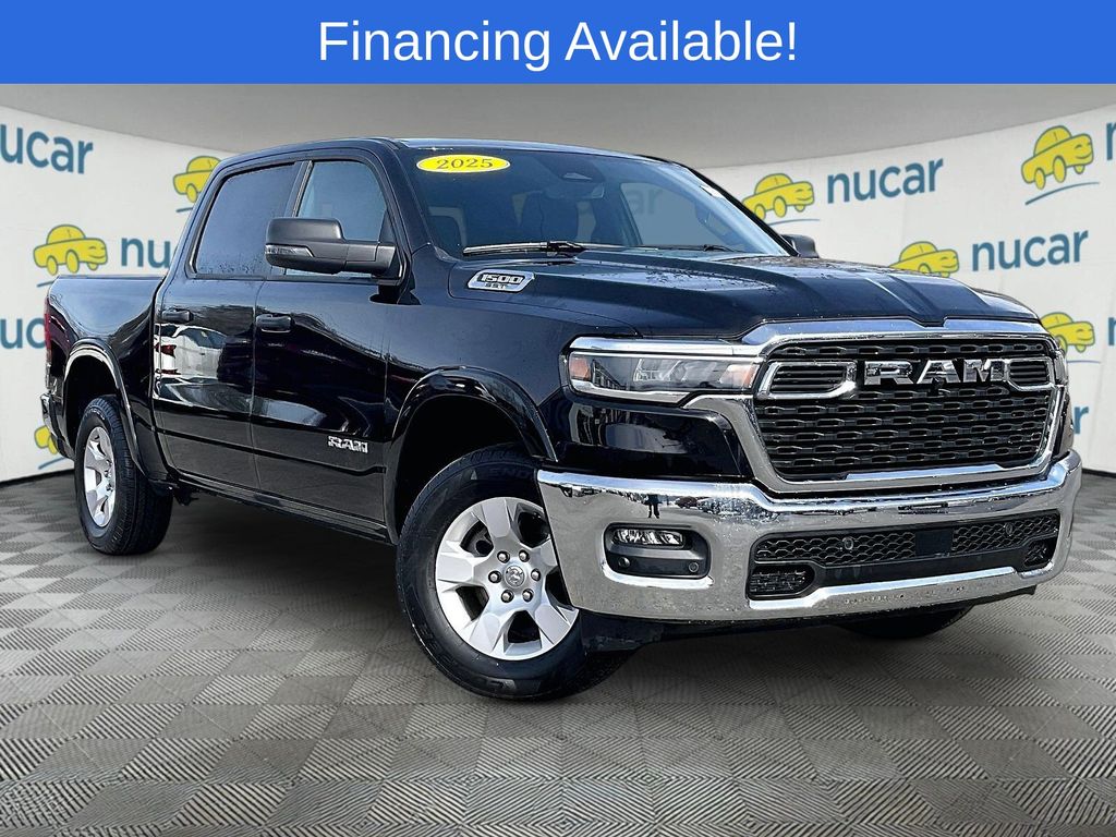 Diamond Black Crystal Pearlcoat 2025 RAM 1500 Big Horn Crew Cab 4WD Pickup Truck Four-Wheel Drive 8-Speed Automatic