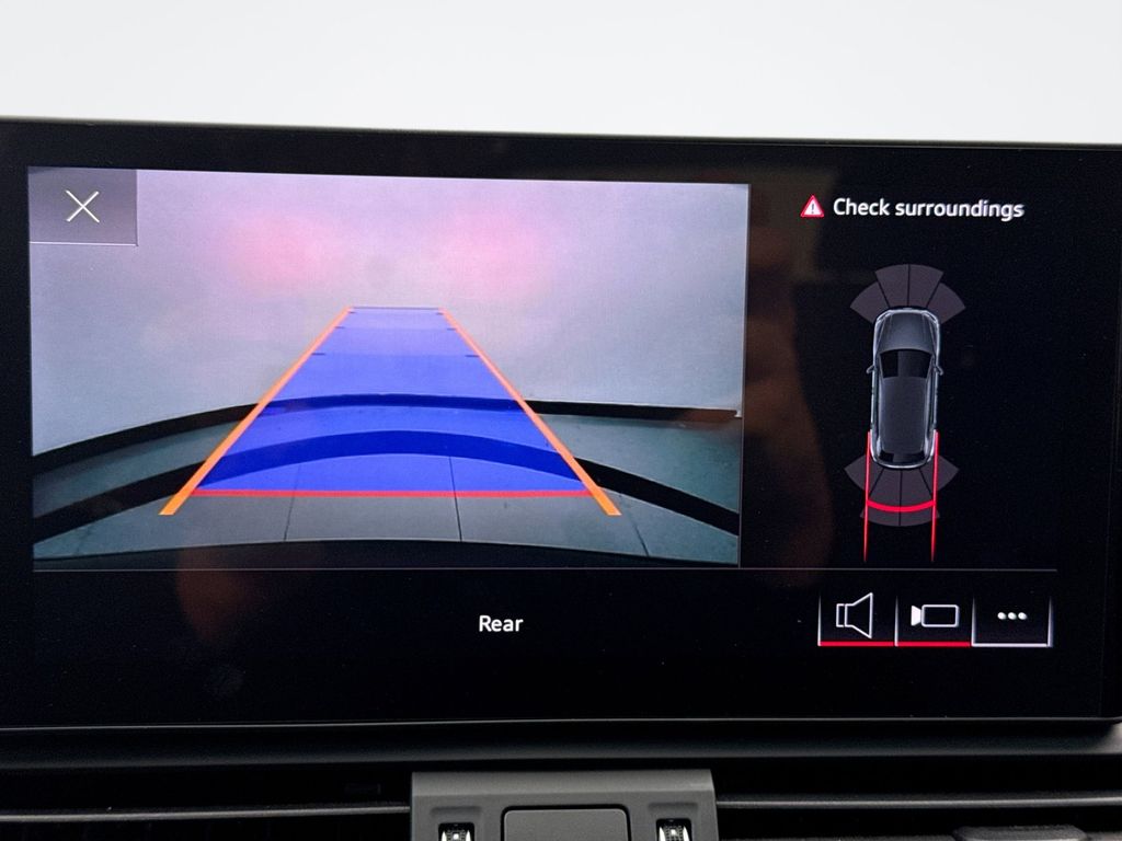 Thumbnail: 2024 Audi Q5 - 15