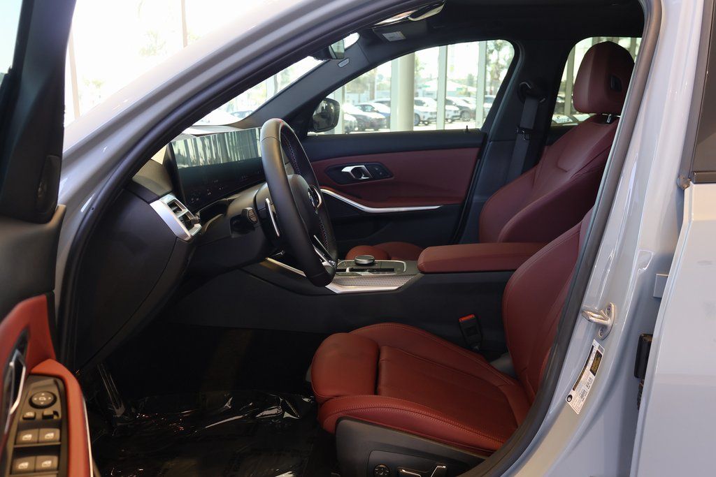 Thumbnail: 2025 BMW 3 Series - 5