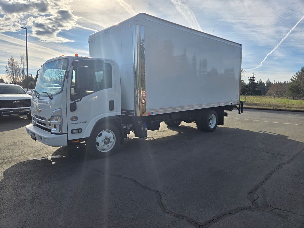 2024 Chevrolet 5500 HD LCF Diesel Dry Van Body