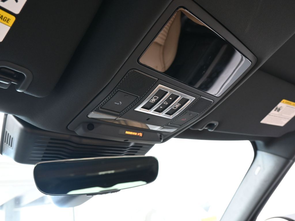 2026 Land Rover Discovery Gemini Edition - Photo 27