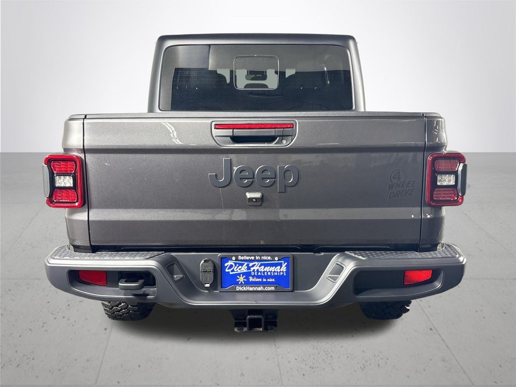 2025 Jeep Gladiator Willys