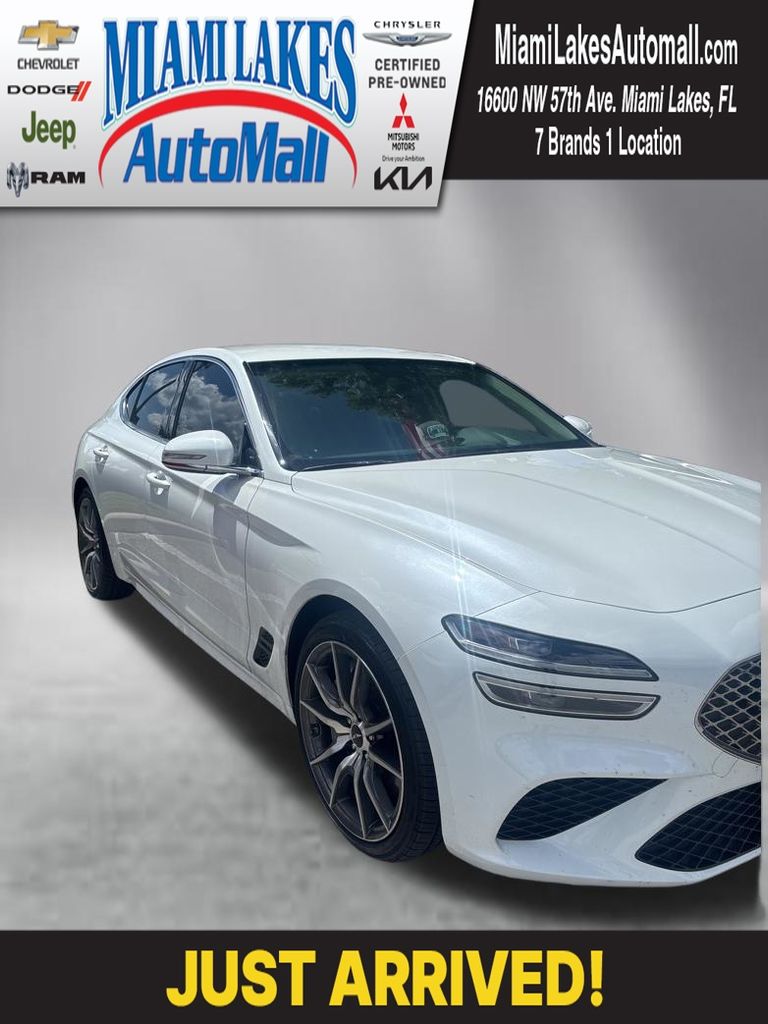 2025 Genesis G70 2.5T Standard's photo