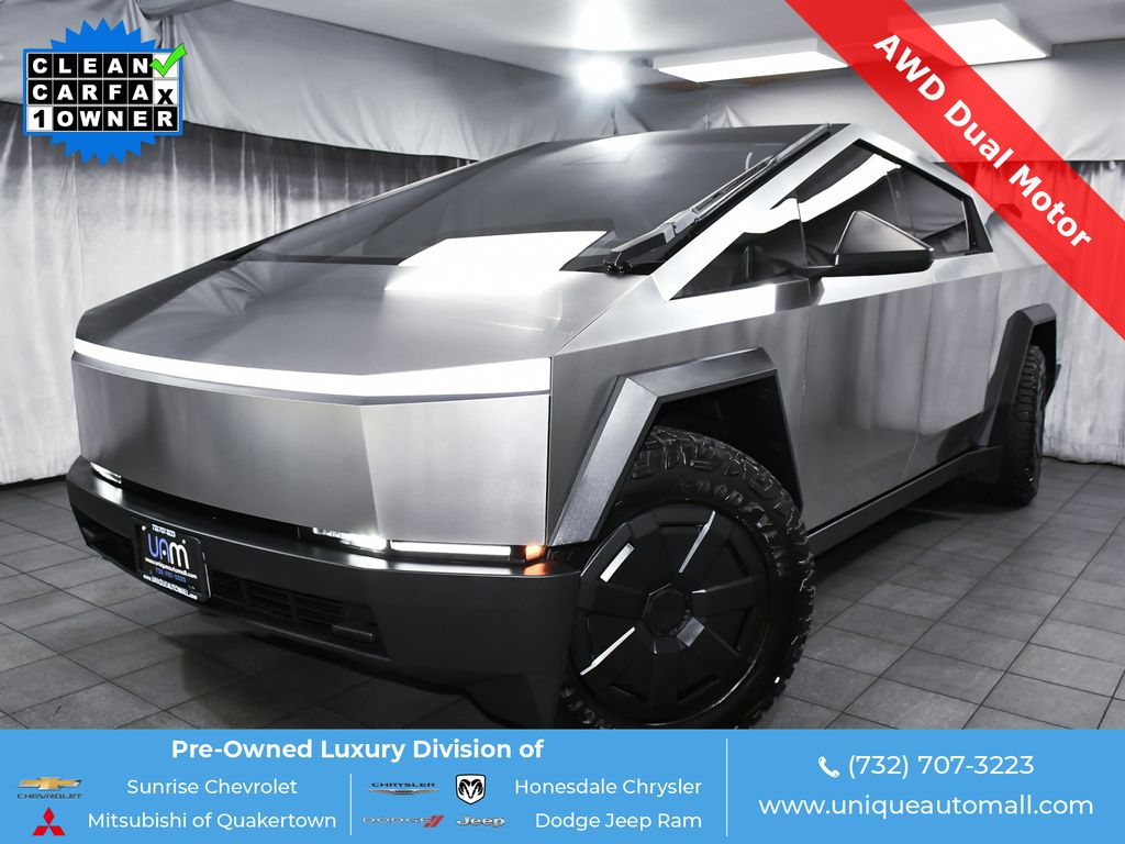 Silver 2024 Tesla Cybertruck Crew Cab AWD Pickup Truck All-Wheel Drive 1-Speed Automatic