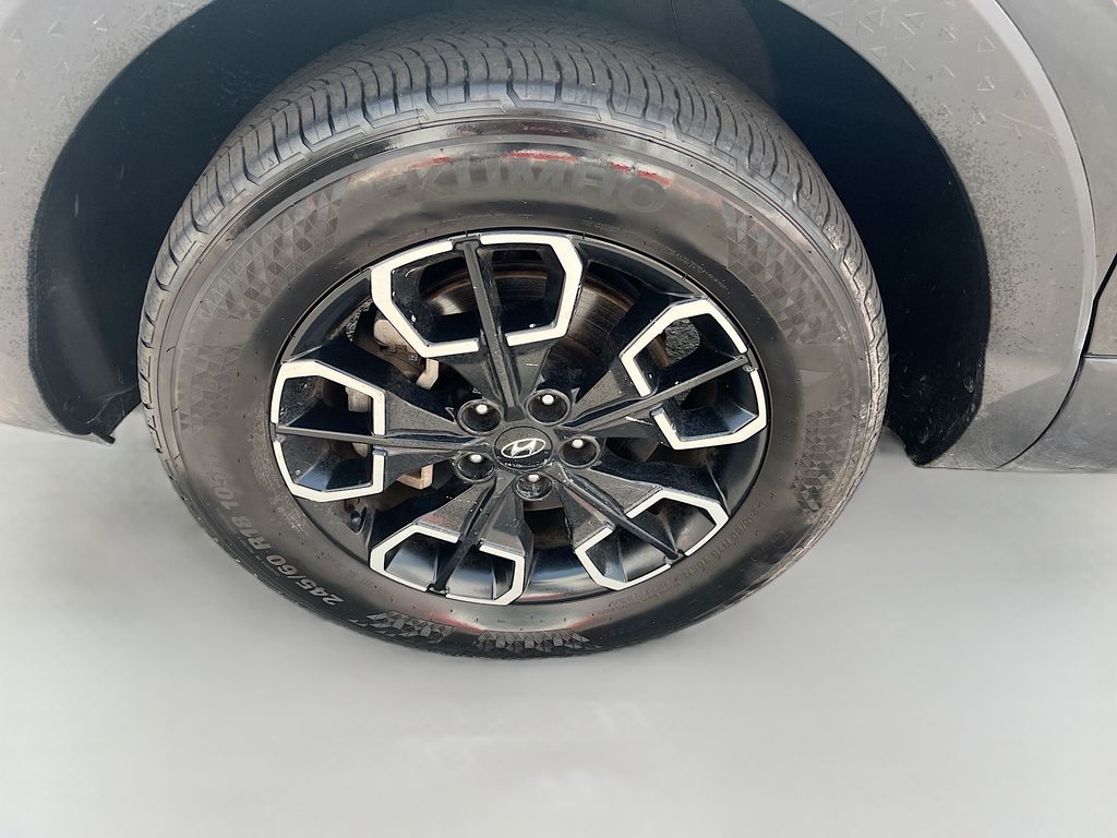 Used 2024 Black Hyundai SEL image 30