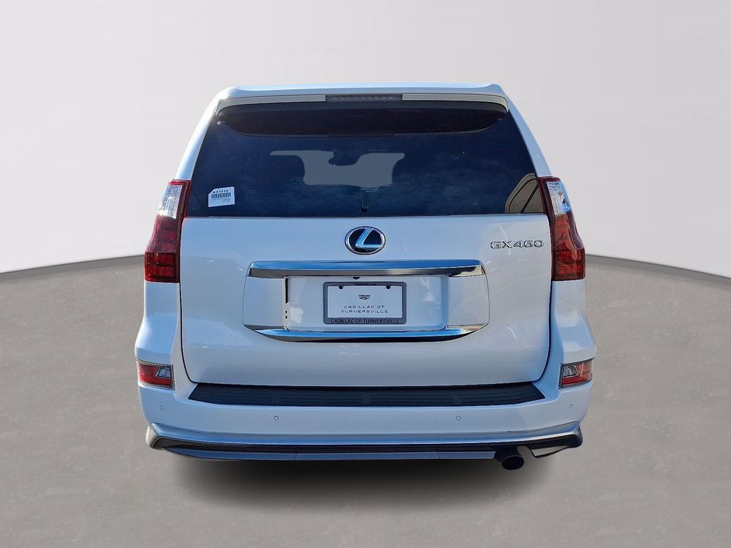 Thumbnail: 2022 Lexus GX - 6