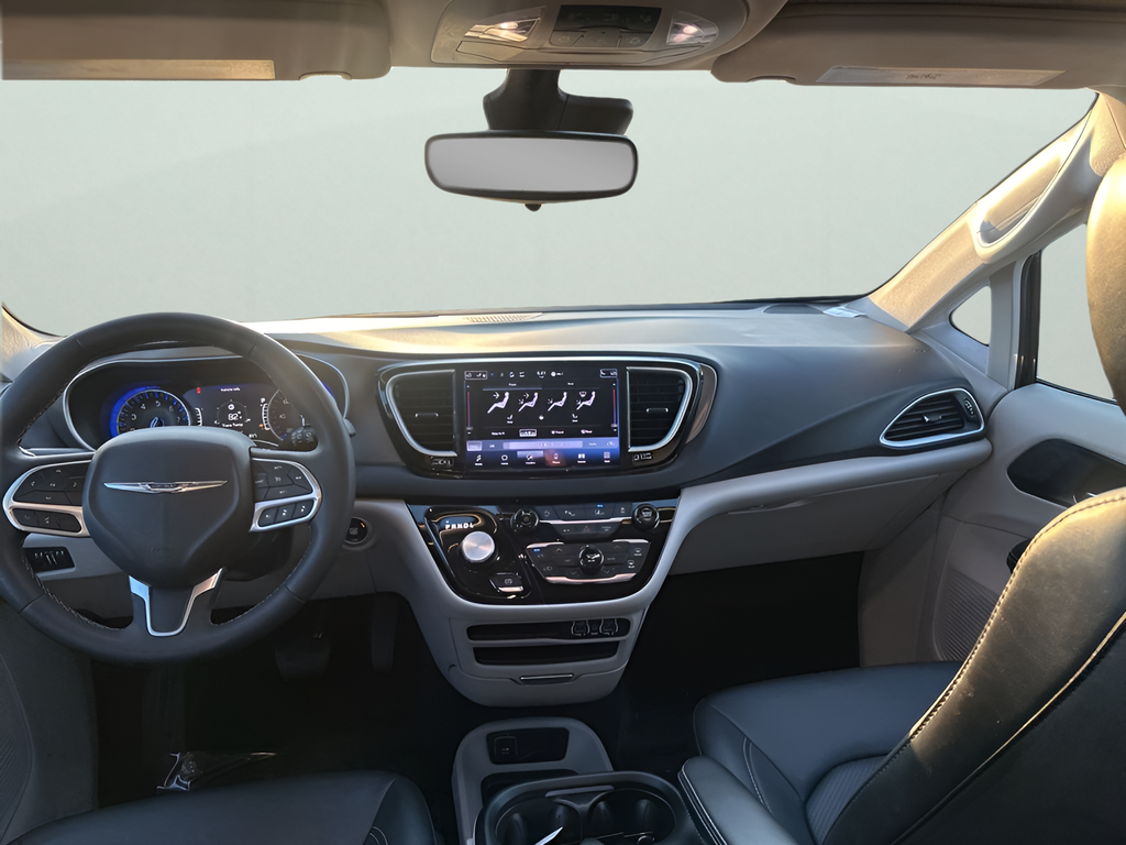 Used Car 2024 Chrysler Pacifica  Touring L For Sale Under $30,000 In Austin, Texas