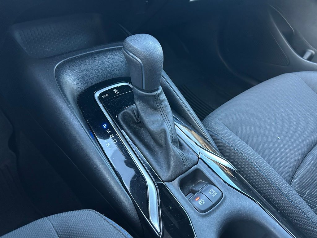 Thumbnail: 2022 Toyota Corolla - 25