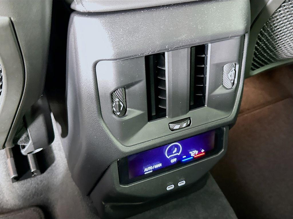 Thumbnail: 2026 BMW X3 - 18