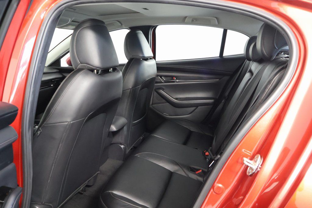 Thumbnail: 2021 Mazda Mazda3 - 11