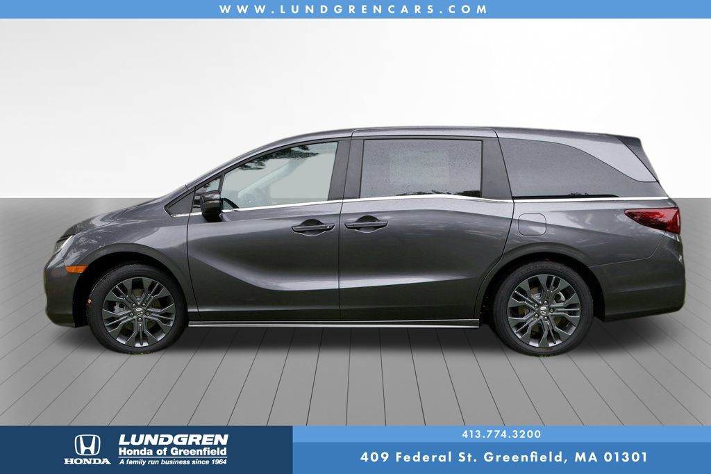 2025 Honda Odyssey Touring 9