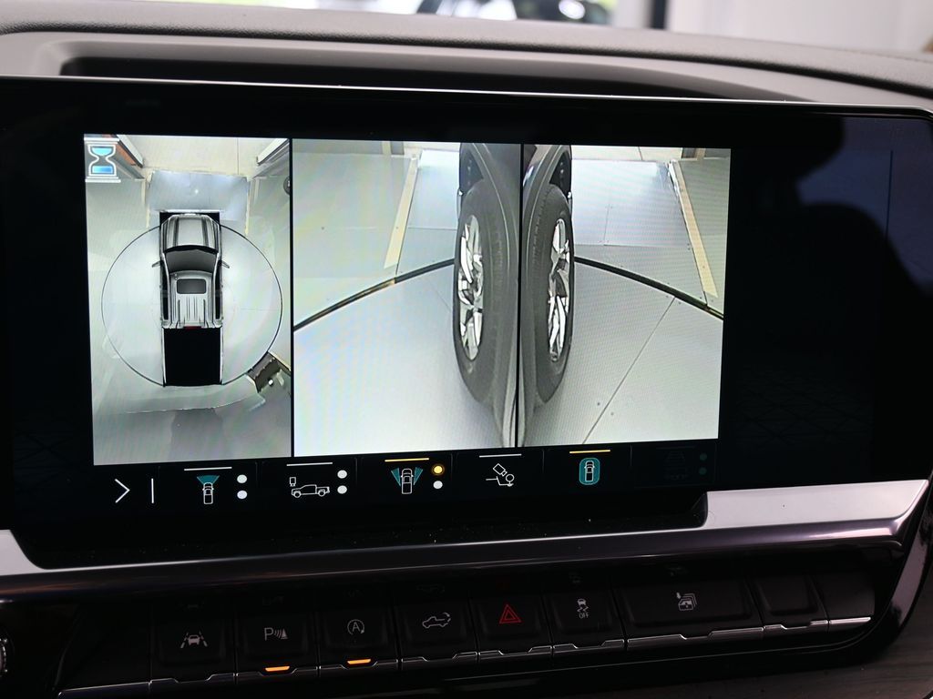 Used 2023 Titanium Rush Metallic GMC SLT image 27