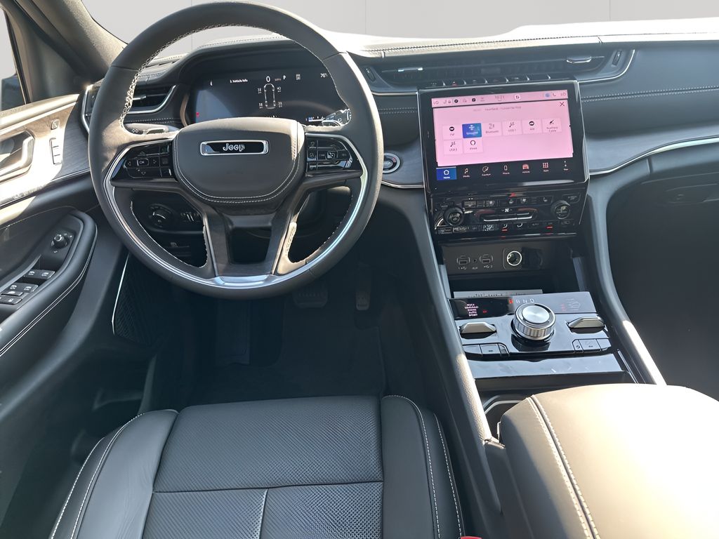 New Car 2025 Jeep Grand Cherokee L  Overland For Sale Under $60,000 In Austin, Texas