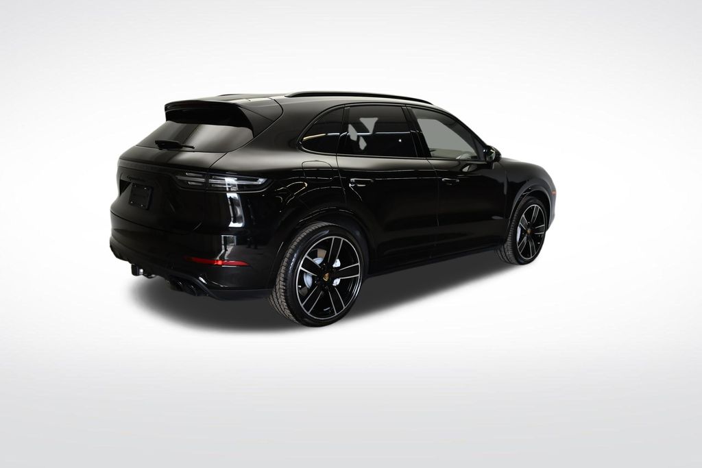 Thumbnail: 2023 Porsche Cayenne - 7