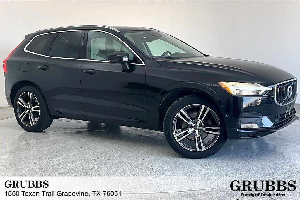 2018 Volvo XC60 T5 Momentum AWD