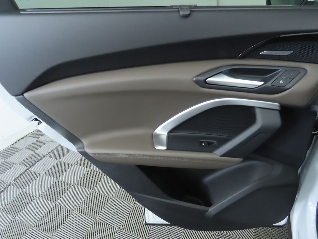 2025 Audi Q5  28