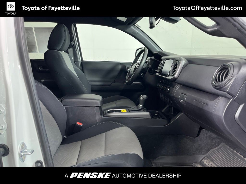 Thumbnail: 2021 Toyota Tacoma - 4
