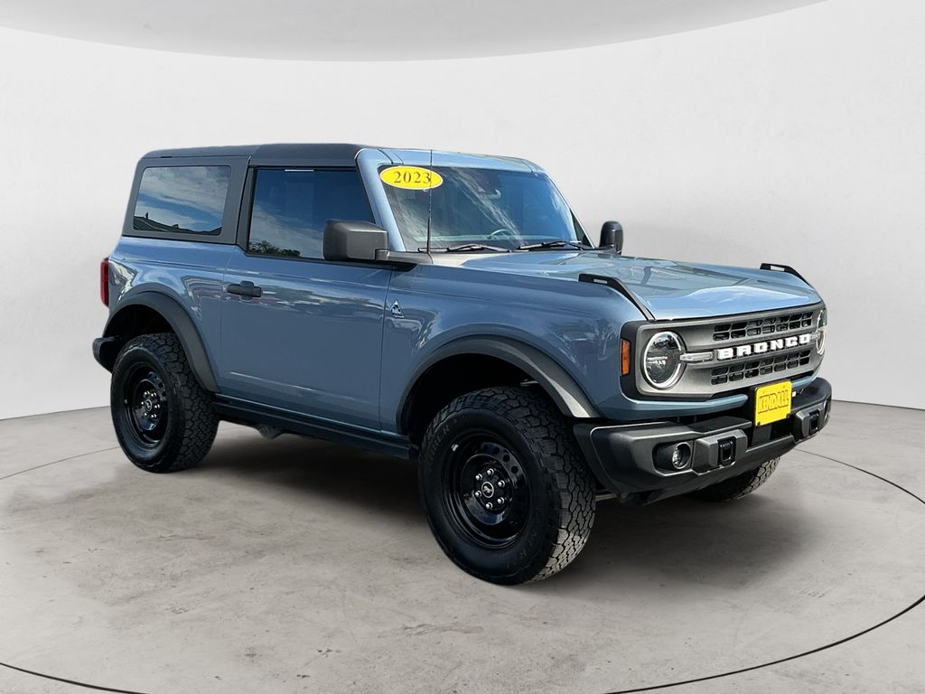 2023 Ford Bronco Black Diamond Advanced 2-Door 4WD