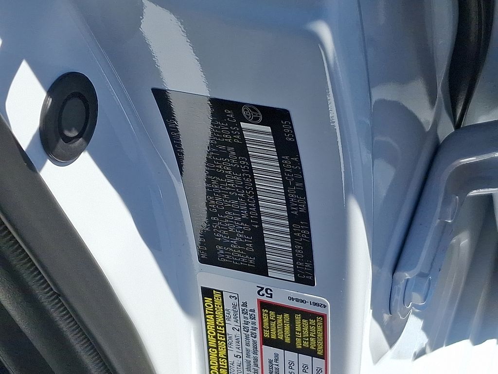 Thumbnail: 2025 Toyota Camry - 28