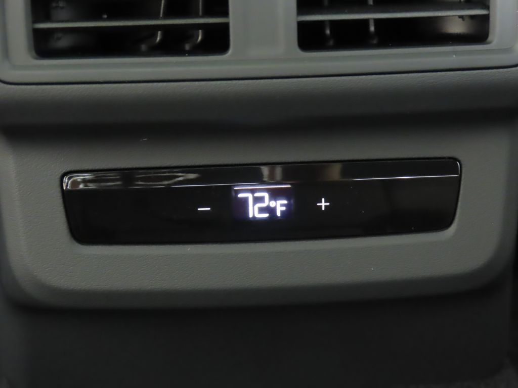 Thumbnail: 2025 Audi Q5 - 25