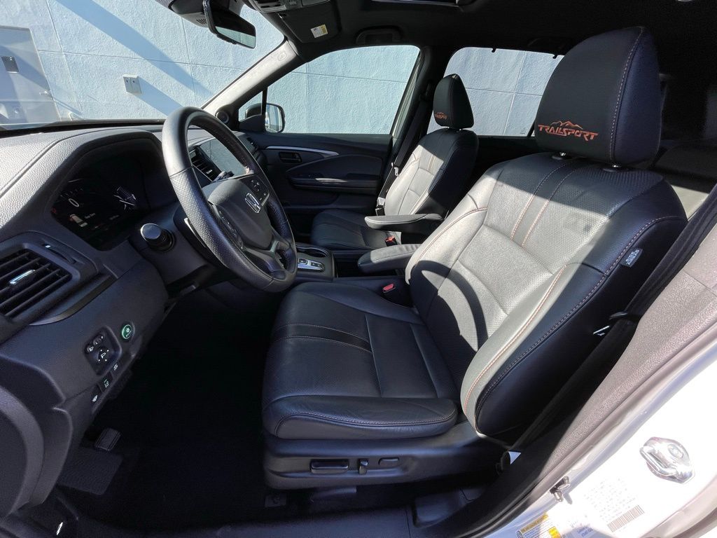 Thumbnail: 2022 Honda Passport - 27