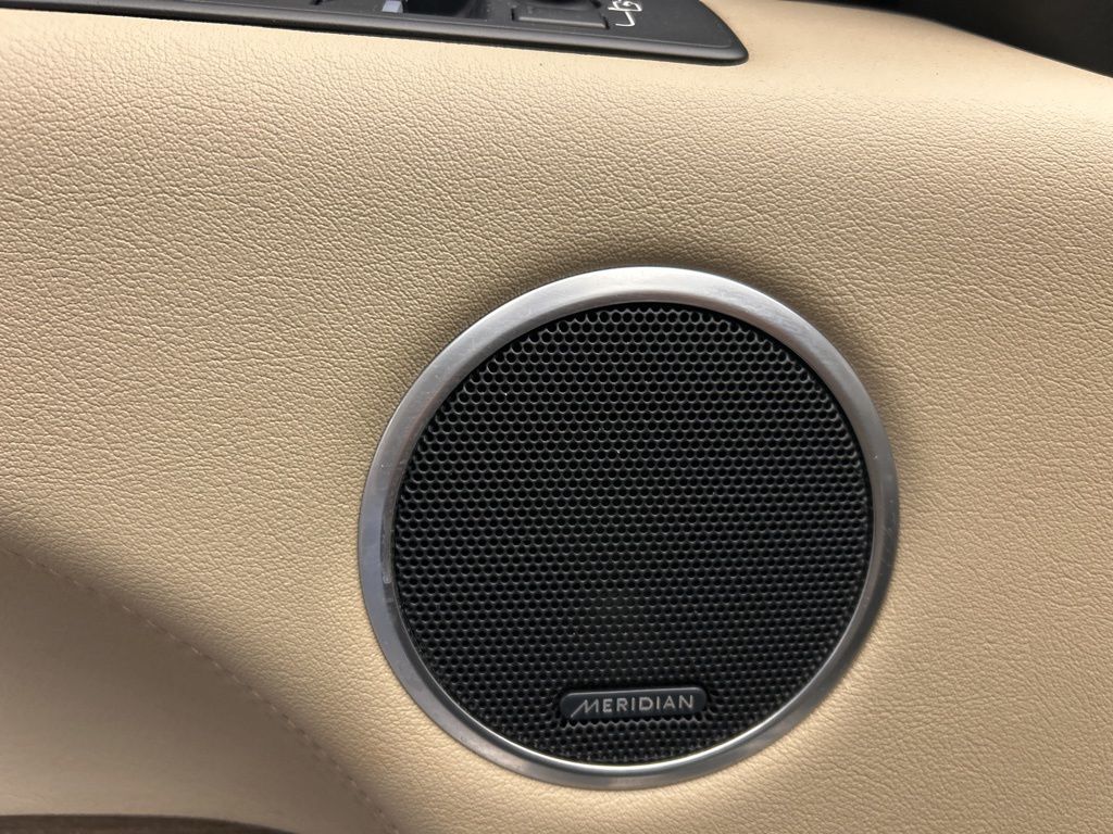 Thumbnail: 2017 Land Rover Range Rover Sport - 22