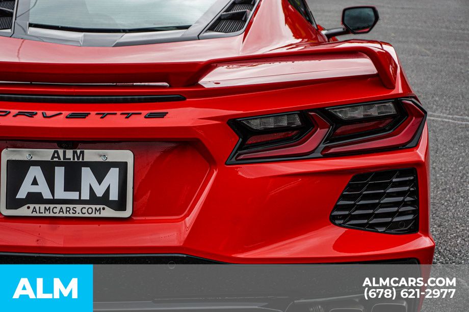 Used 2021 Red Chevrolet Stingray image 13