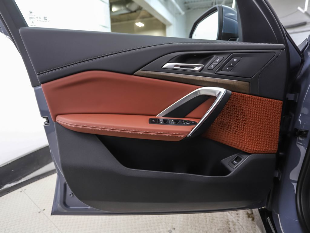 Thumbnail: 2026 BMW X1 - 9