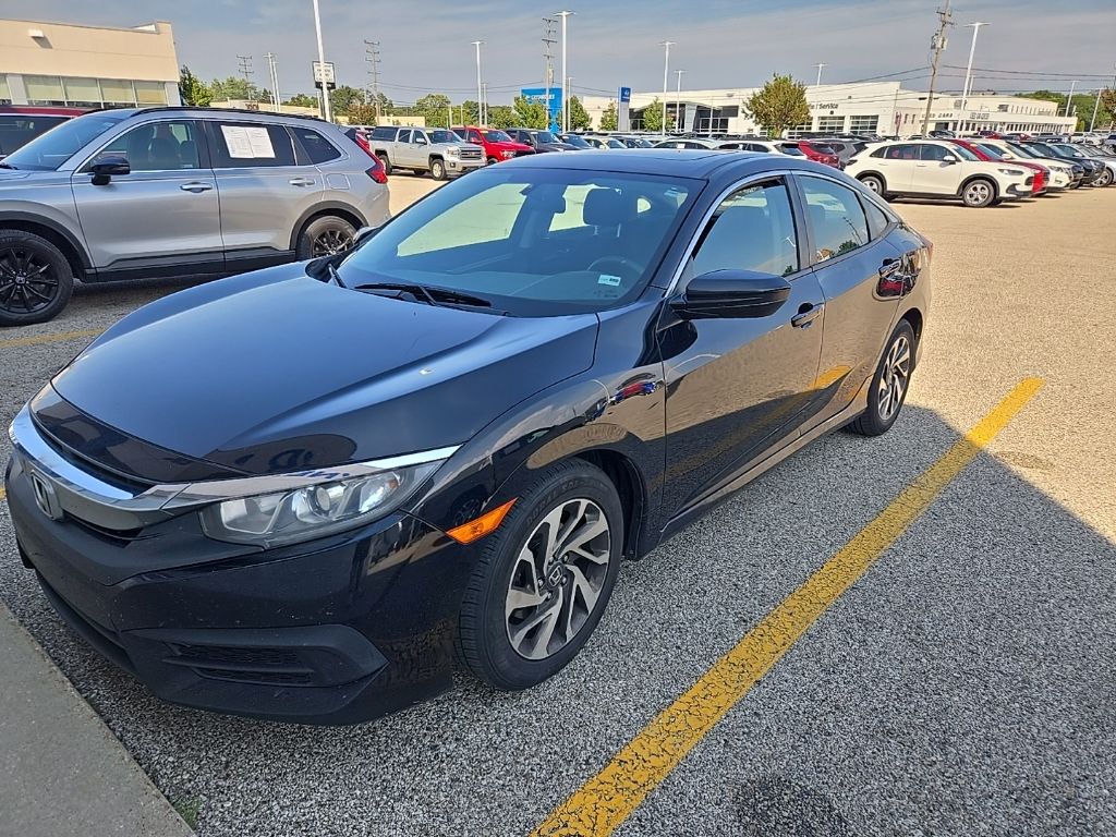 2016 Honda Civic Negro (Crystal Black Pearl) Sedán Tracción delantera Transmisión variable continua