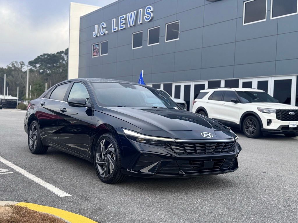 2024 Hyundai Elantra SEL
