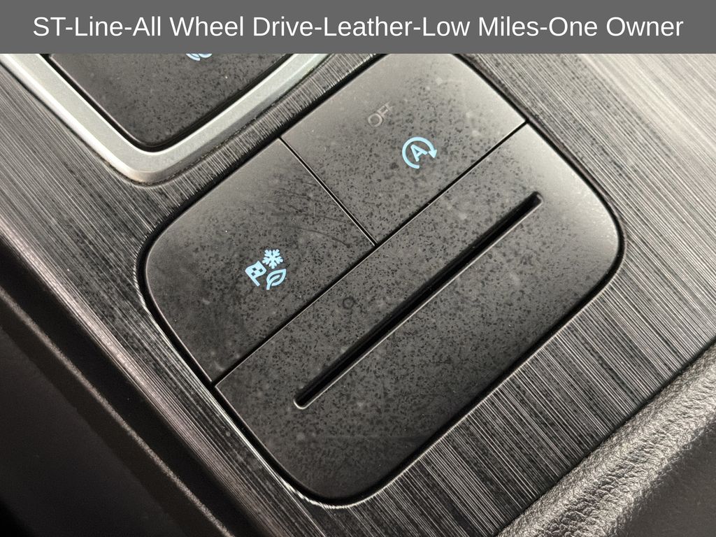 used 2025 Ford Escape car, priced at $23,900