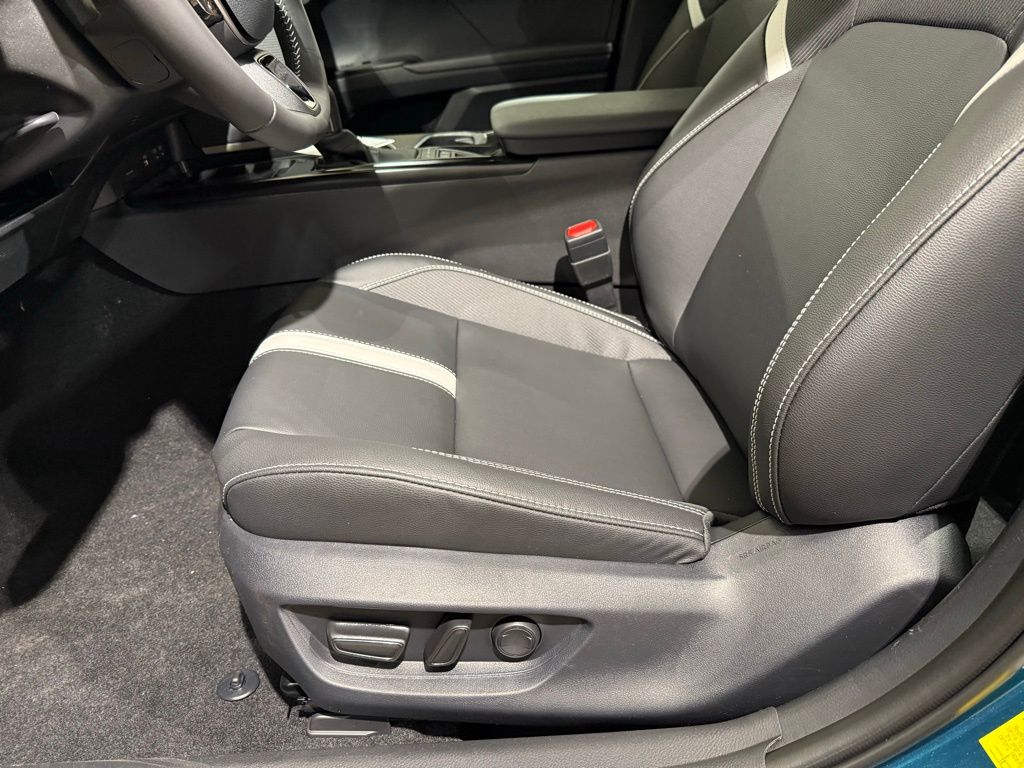 Thumbnail: 2026 Toyota Camry - 12