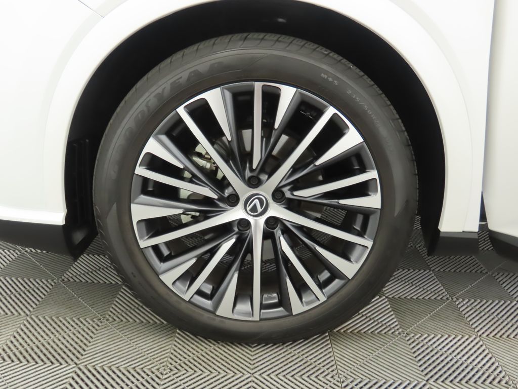 Thumbnail: 2023 Lexus RX - 31