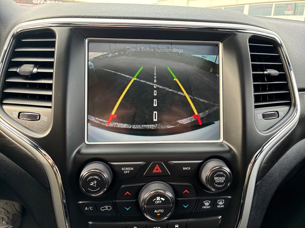 2015 Jeep Grand Cherokee Altitude White at Bob Ruth Ford