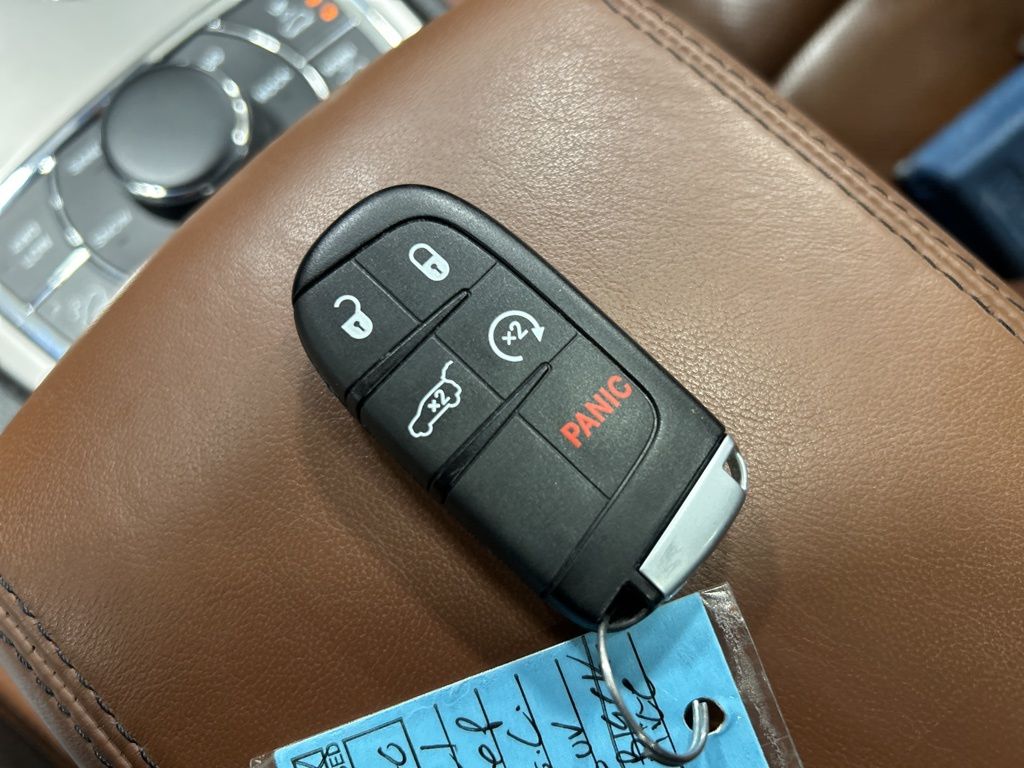 used 2021 Jeep Grand Cherokee car, priced at $27,202