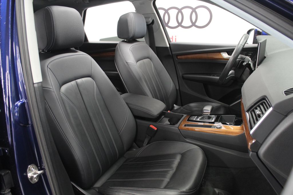 Thumbnail: 2023 Audi Q5 - 26