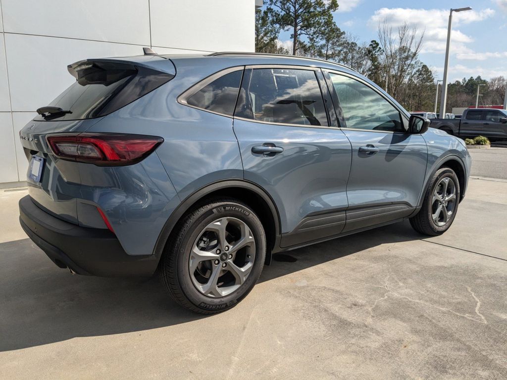 2025 Ford Escape ST-Line
