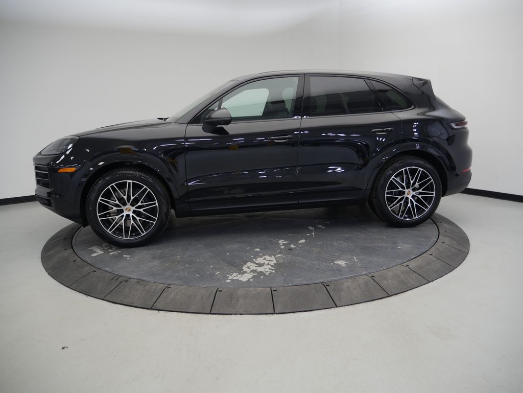 Thumbnail: 2026 Porsche Cayenne - 2